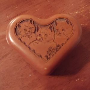 Vintage HEART SHAPED TRINKET BOX